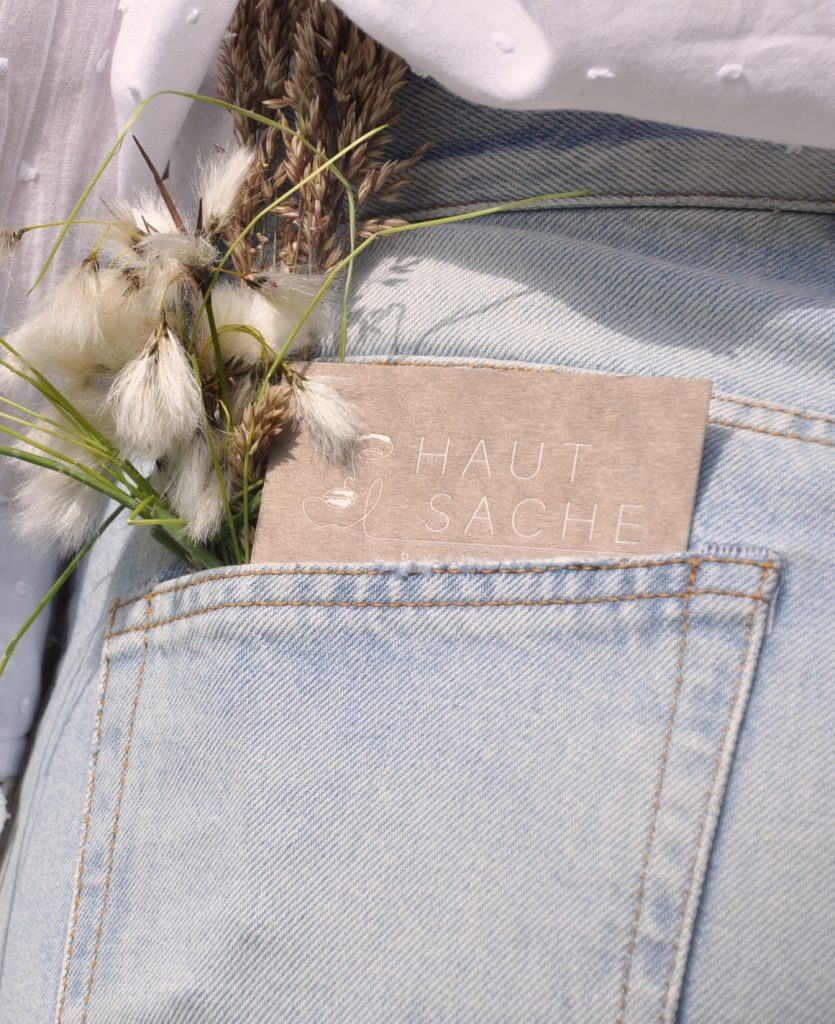 HAUTSACHE Visitenkarte Hosentasche